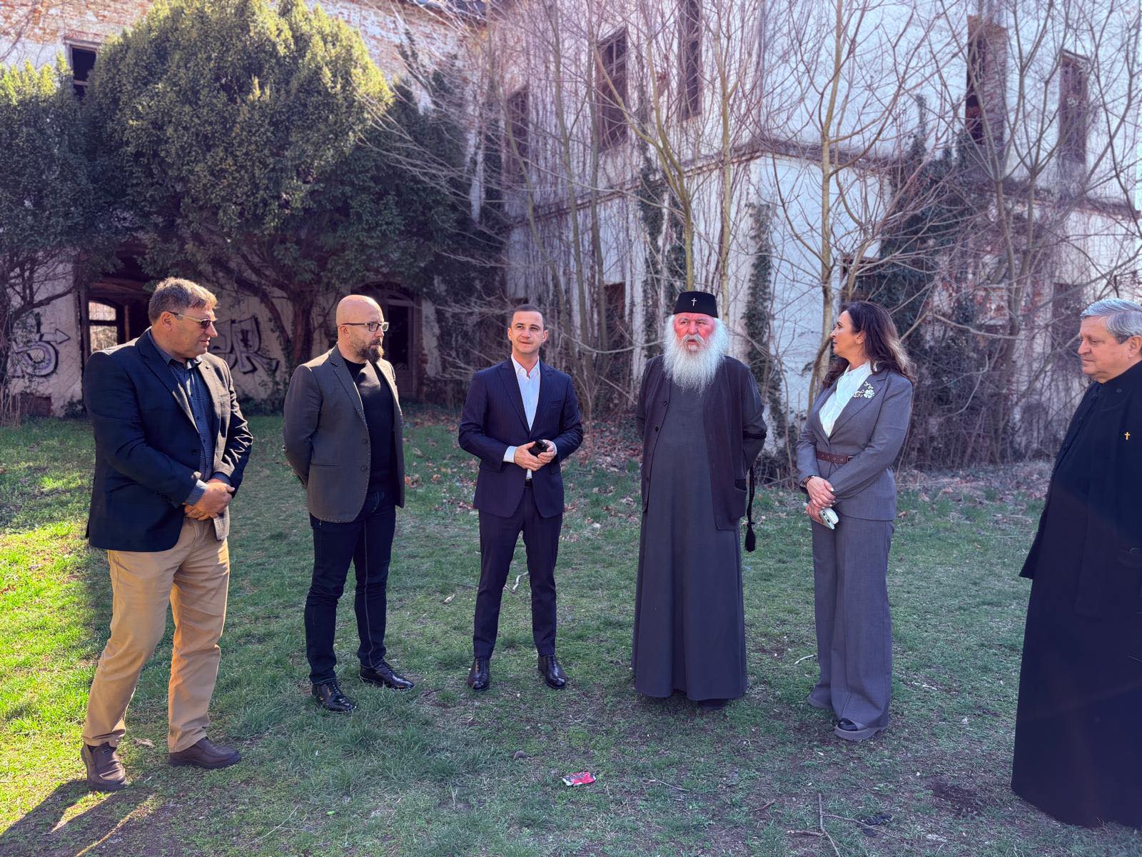 Ministrul Culturii, în inspecție la castelul din Banloc. „Susținem demersurile de renovare și punere în valoare a acestui edificiu de patrimoniu”