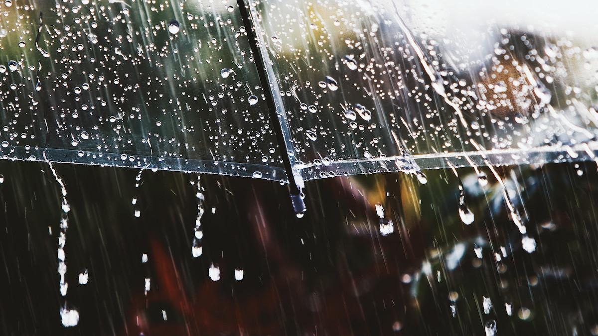 Cât va continua instabilitatea vremii. Meteorologii anunță temperaturi ușor sub normalul perioadei de primăvară