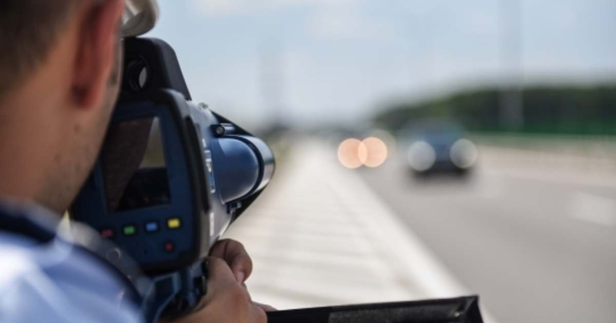 Vitezoman surprins cu peste 200 km/h pe drumul național dintre Timișoara și Moravița, pe sensul Voiteg către Jebel