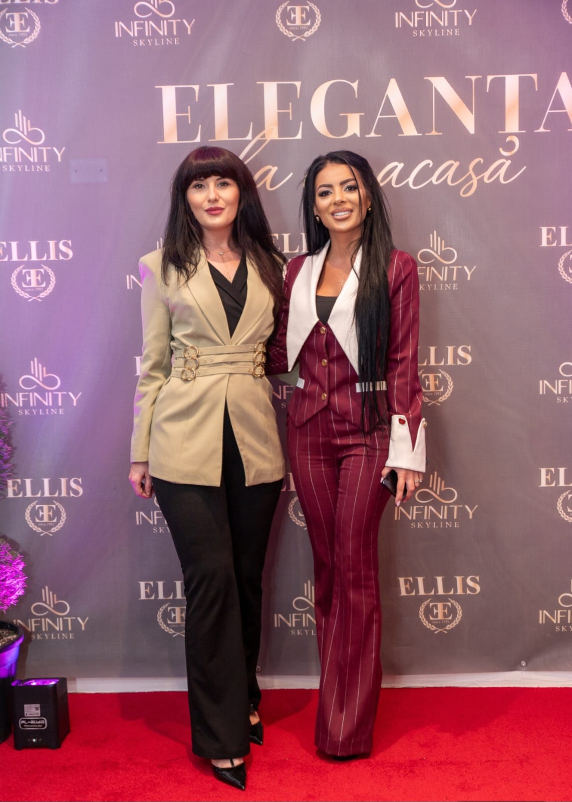 ELLIS by Eli Lăslean și-a lansat noua colecție într-o seară de poveste la Infinity Skyline Timișoara: eleganță, feminitate și rafinament în prim-plan