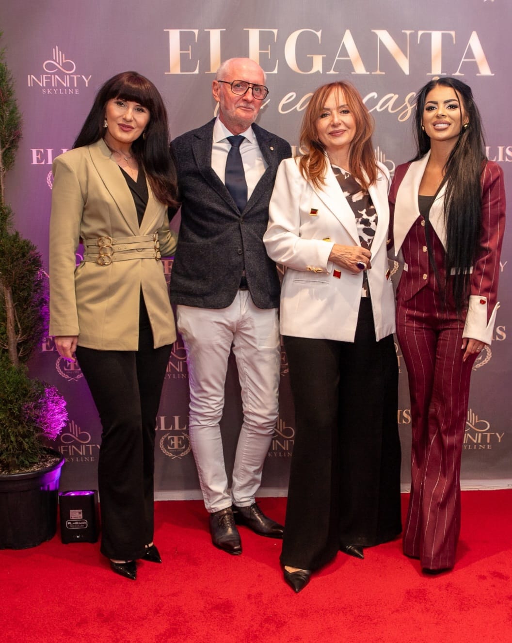 ELLIS by Eli Lăslean și-a lansat noua colecție într-o seară de poveste la Infinity Skyline Timișoara: eleganță, feminitate și rafinament în prim-plan
