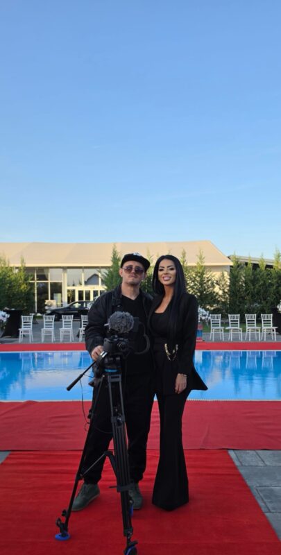 Andreea Cormier-Wacker, Monica Sanislav și Anka Staar – un parteneriat de excepție între Business Club Awards și Start Business Team, în comedia „Mitică se însoară”, în regia lui Dan Merișca