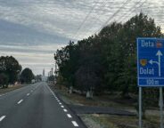 Lucrările pe DN 59B se apropie de final. Șoferii care circulă între Cruceni, Livezile și Deta vor avea în curând un drum nou