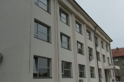 Primarul Orașului Gătaia, despre transformarea Centrului Medical în secție a Spitalului Deta: „Miza nu este o clădire, ci viitorul serviciilor medicale”
