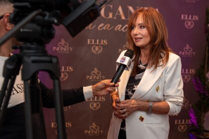 Eli Lăslean a lansat la Timișoara colecția „Blooming”, o celebrare a eleganței și a frumuseții fără vârstă