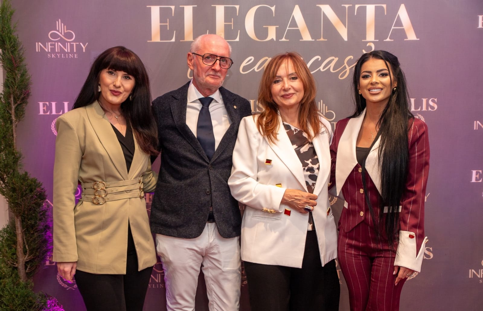 ELLIS by Eli Lăslean și-a lansat noua colecție într-o seară de poveste la Infinity Skyline Timișoara: eleganță, feminitate și rafinament în prim-plan